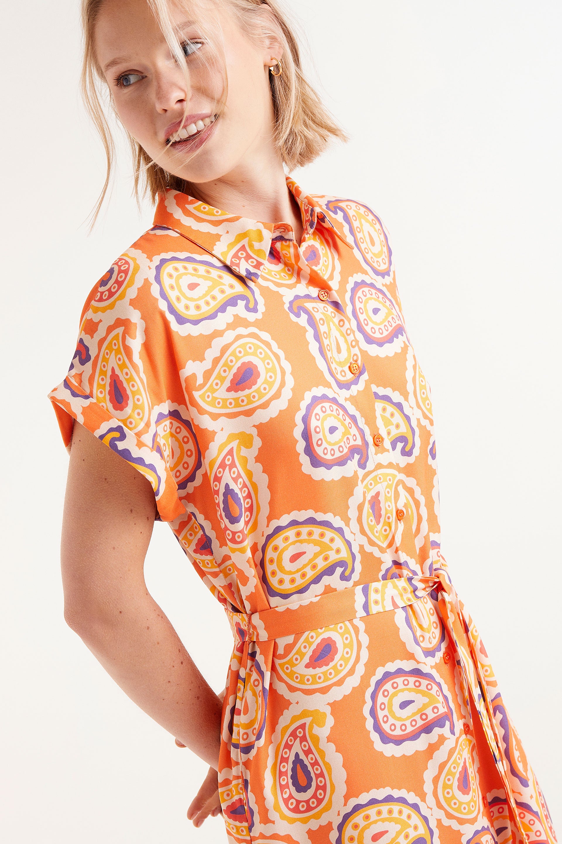 Vestido Compañía Fantástica Midi Estampado De Ameba