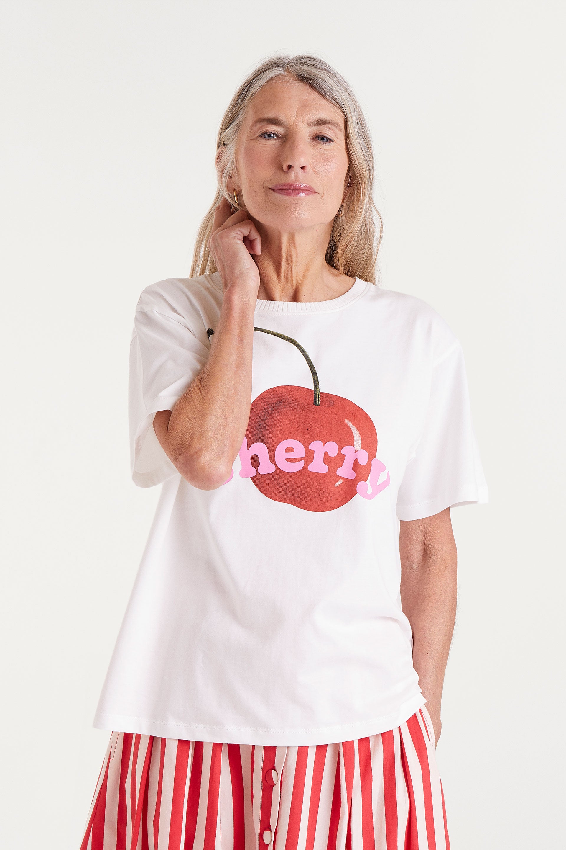 Camiseta Compañía Fantástica Con Print de Cereza
