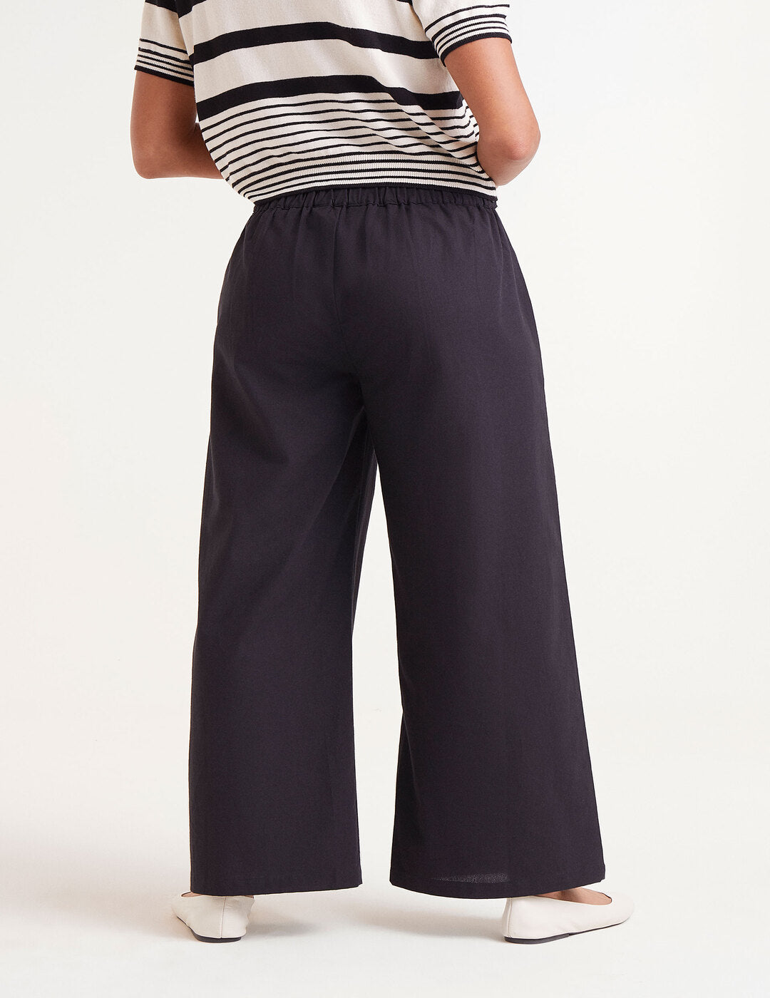 Pantalón Compañía Fantástica Recto Botones Negro