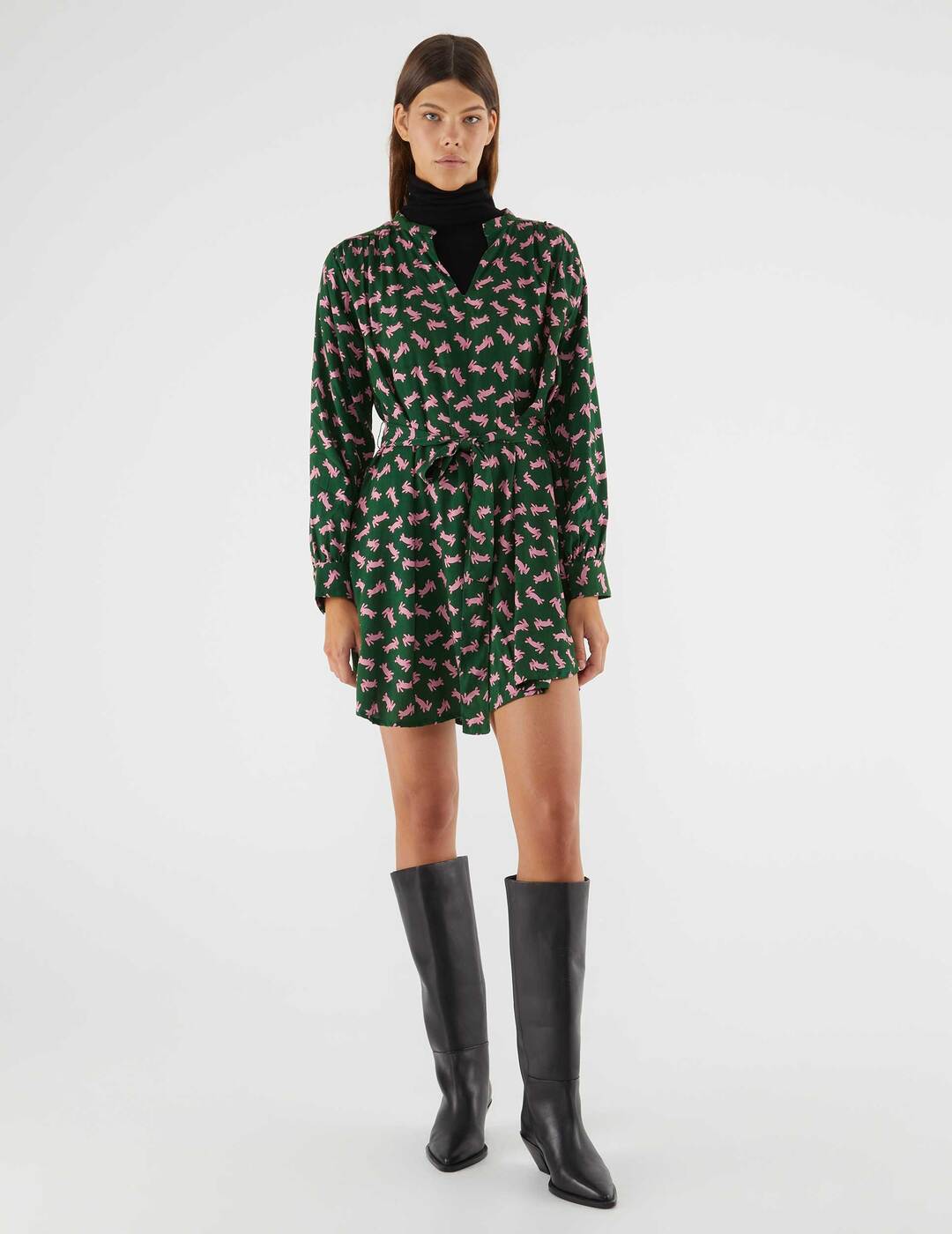 Vestido Compañía Fantástica Corto Con Cinturón y Estampado De Conejos