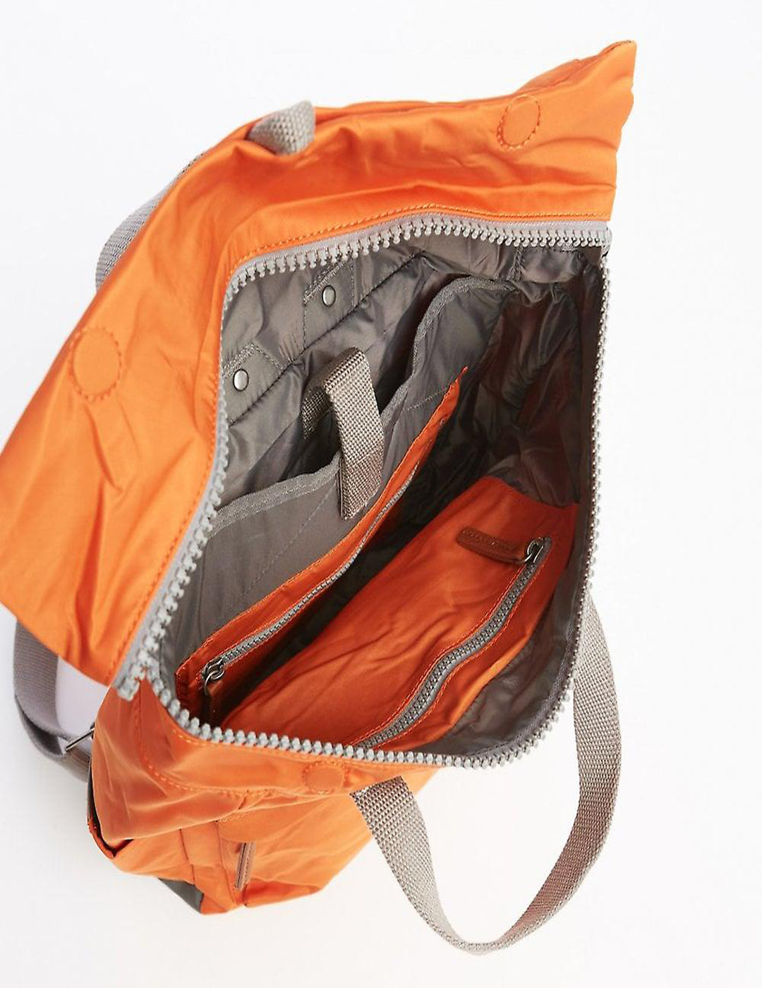 Mochila Roka Canfield B Medium Unisex Sostenible Burnt Orange