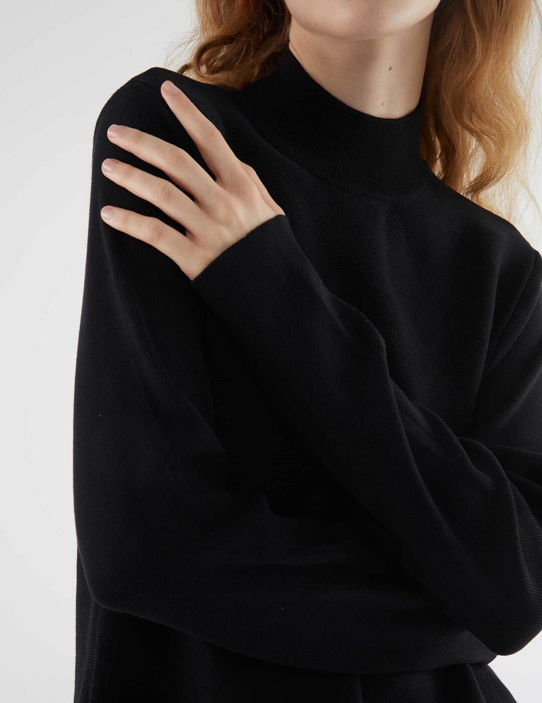 Jersey Compañía Fantástica Cuello Alto Evasé Negro
