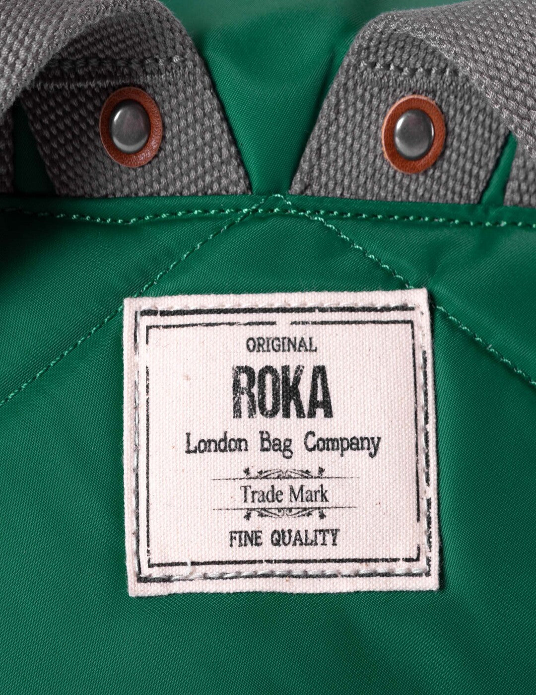 Mochila Roka Canfield B Medium Unisex Sostenible Esmerald