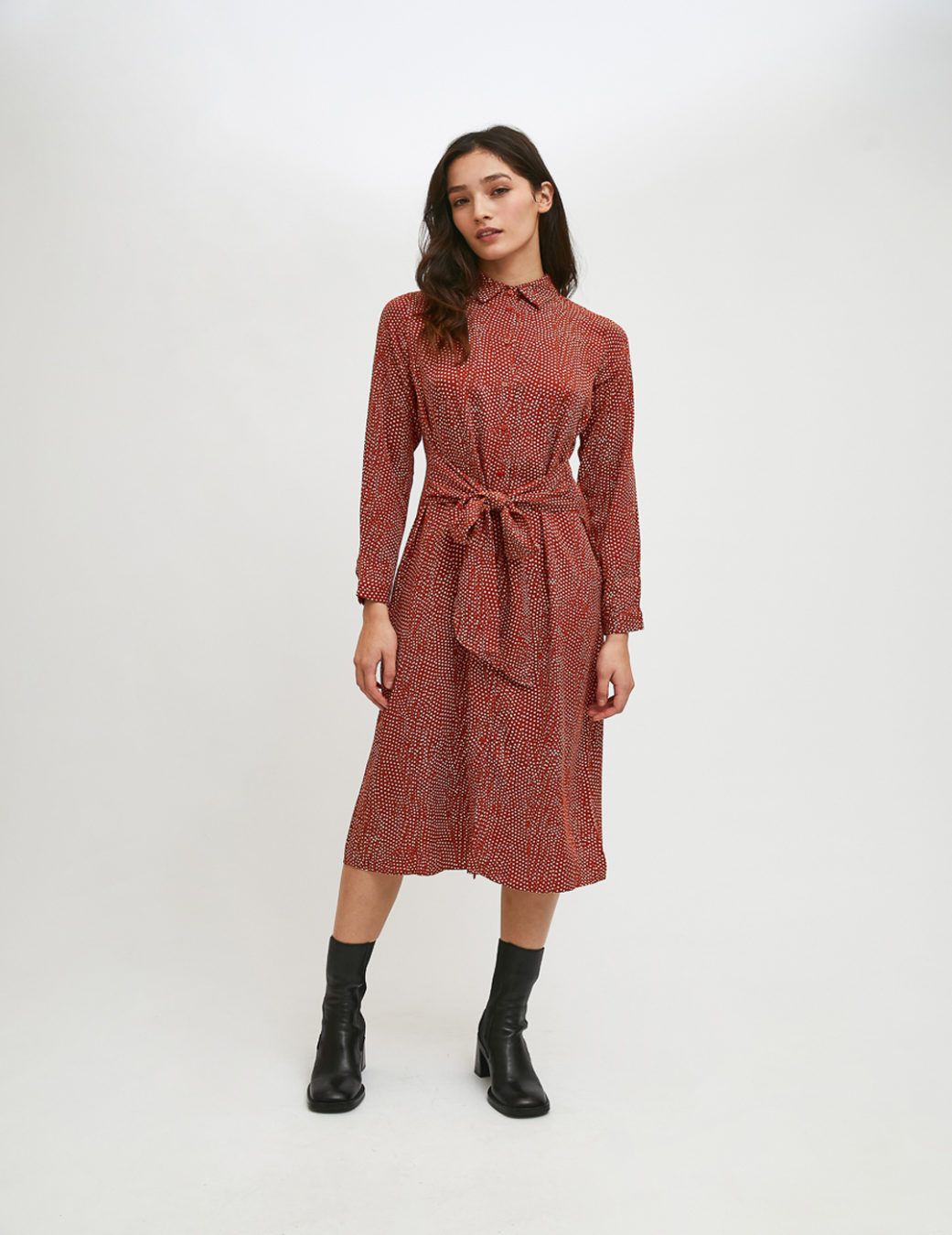 Vestido Compañí­a Fantástica Camisero Midi Con MIicroestampado