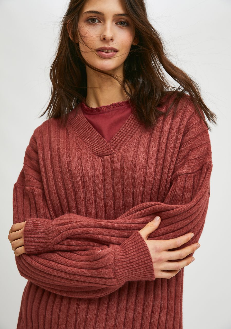 Jersey Compañía Fantástica de Punto Oversize Canalé Con Cuello Pico Rosa